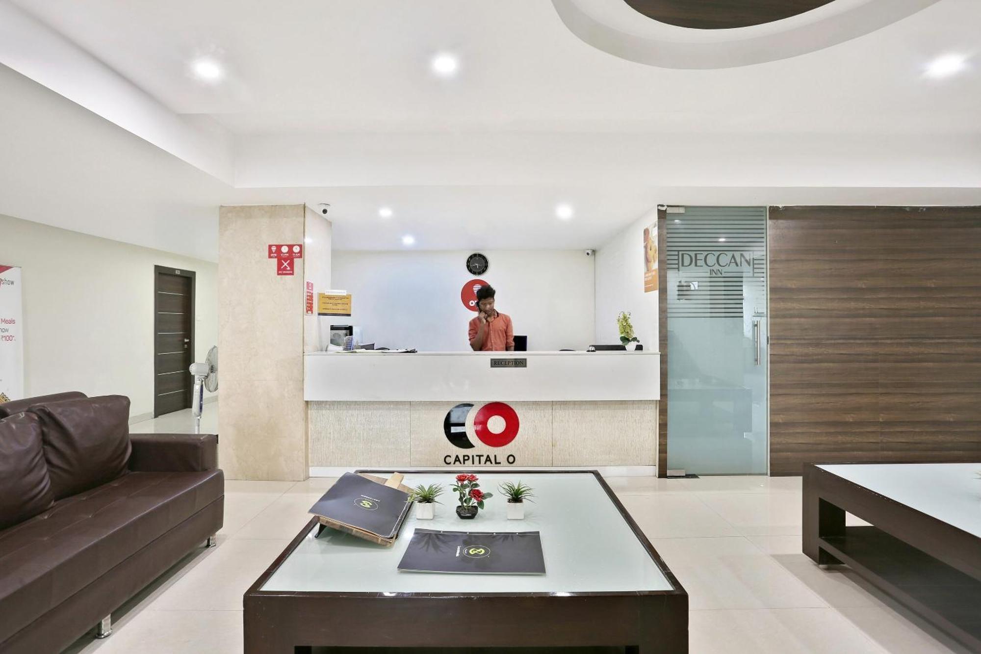 Townhouse Halcyon Deccan Inn Near Shilparamam Kondapur  Exterior photo